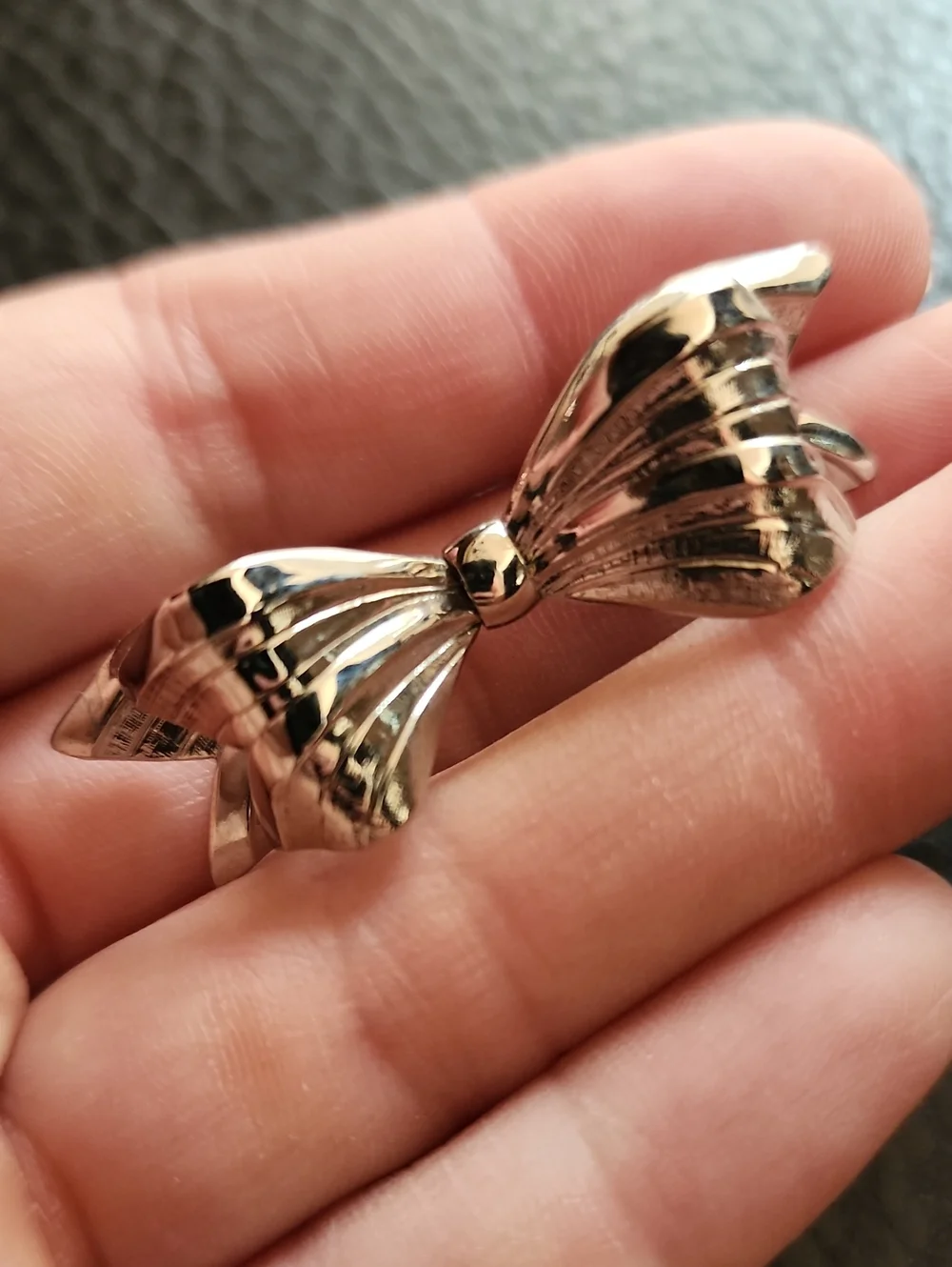 VTG Silver Bow Brooch Pin - Elegant Women Jewelry